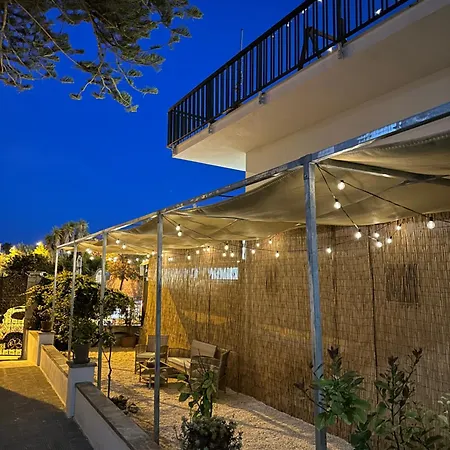 Konukevi Terrazza Levante - Boutique 4*